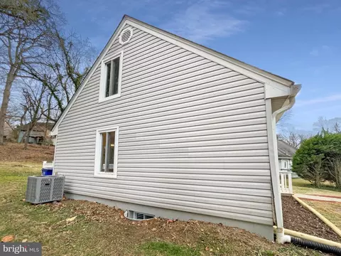 Exterior - 10103 Meredith Ave, Silver Spring, MD 20910 photo 3 of 4