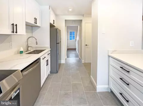 Entry Way - 10103 Meredith Ave, Silver Spring, MD 20910 photo 1 of 2