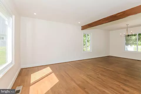 Living - 10103 Meredith Ave, Silver Spring, MD 20910 photo 1 of 1