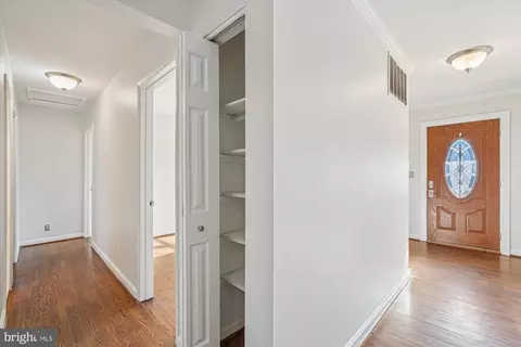 Entry Way - 1216 Kathryn Rd, Silver Spring, MD 20904 photo 2 of 4