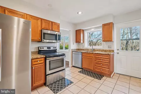 Kitchen - 1216 Kathryn Rd, Silver Spring, MD 20904 photo 2 of 9