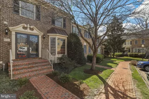 10804 Brewer House Rd, Rockville, MD 20852