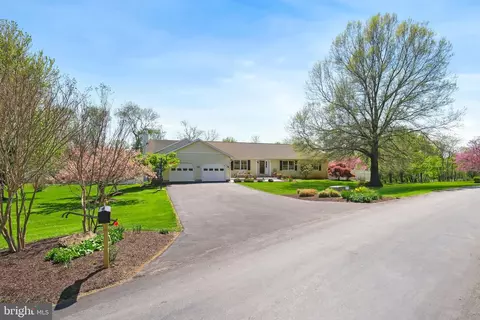 9500 Holsey Rd, Damascus, MD 20872