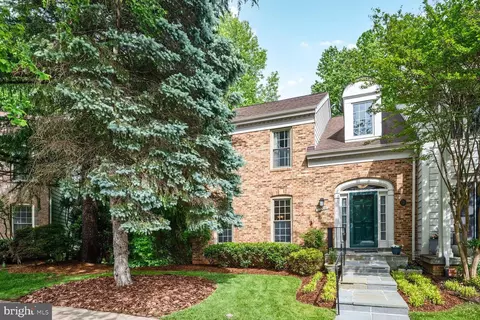 12229 Tildenwood Dr, Rockville, MD 20852