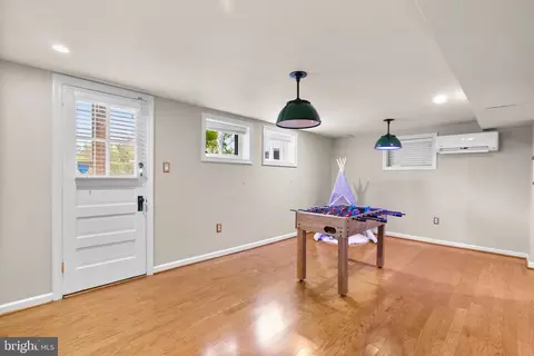 Other - 8 Springvale Ln, Silver Spring, MD 20910 photo 8 of 11