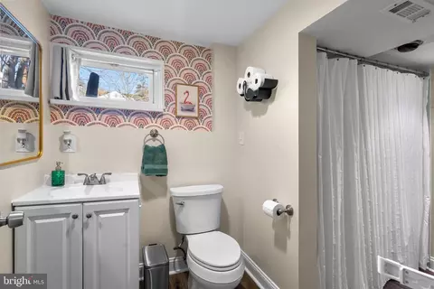 707 Forest Glen Rd, Silver Spring, MD 20901 photo 32