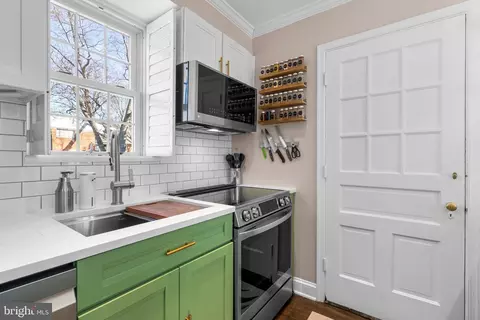 707 Forest Glen Rd, Silver Spring, MD 20901 photo 9