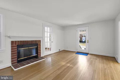 506 Bonifant St, Silver Spring, MD 20910 photo 9