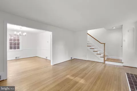 506 Bonifant St, Silver Spring, MD 20910 photo 7