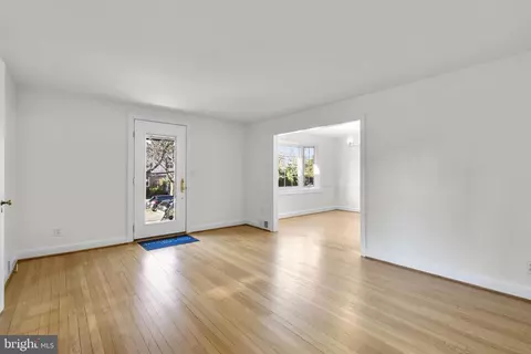 506 Bonifant St, Silver Spring, MD 20910 photo 8