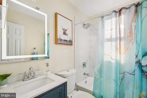 Bath - 11814 College View Dr, Silver Spring, MD 20902 photo 1 of 2