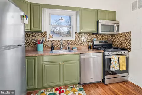 Kitchen - 11814 College View Dr, Silver Spring, MD 20902 photo 2 of 2