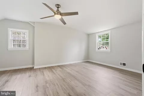 Entry Way - 115 Lillian Ln, Silver Spring, MD 20904 photo 4 of 4