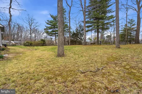 Exterior - 115 Lillian Ln, Silver Spring, MD 20904 photo 7 of 9
