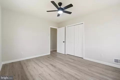 Entry Way - 115 Lillian Ln, Silver Spring, MD 20904 photo 3 of 4