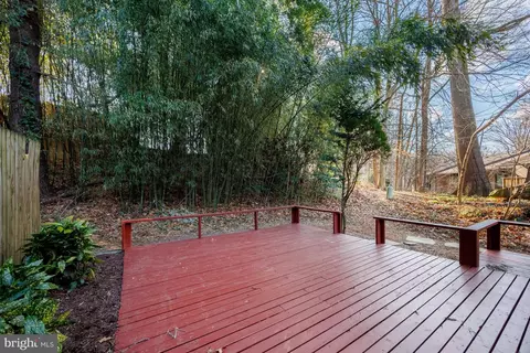 Exterior - 9217 Three Oaks Dr, Silver Spring, MD 20901 photo 2 of 3