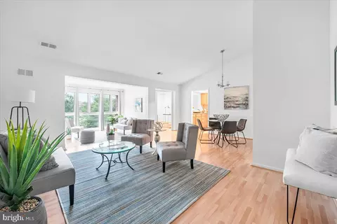 10717 Kings Riding Way #301, Rockville, MD 20852