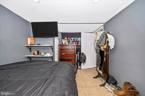 Bedroom - 10325 Lewis Dr, Damascus, MD 20872 photo 10 of 10