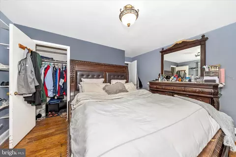 Bedroom - 10325 Lewis Dr, Damascus, MD 20872 photo 6 of 10
