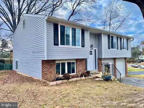 19229 Saint Johnsbury Ln, Germantown, MD 20876