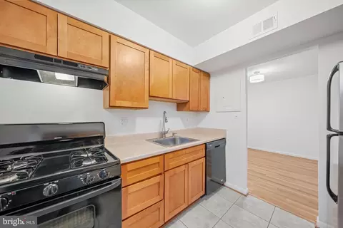 11508 Bucknell Dr #203, Silver Spring, MD 20902 photo 12
