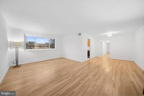 11508 Bucknell Dr #203, Silver Spring, MD 20902 photo 6