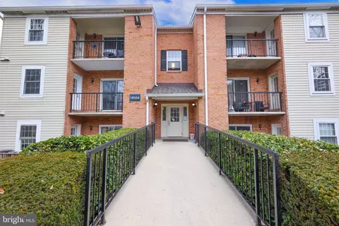 18334 Streamside Dr #201, Gaithersburg, MD 20879