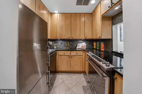 Kitchen - 2212 Washington Ave #102, Silver Spring, MD 20910 photo 1 of 3