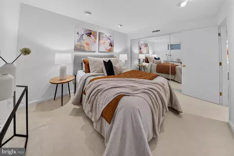 Bedroom - 2212 Washington Ave #102, Silver Spring, MD 20910 photo 5 of 6