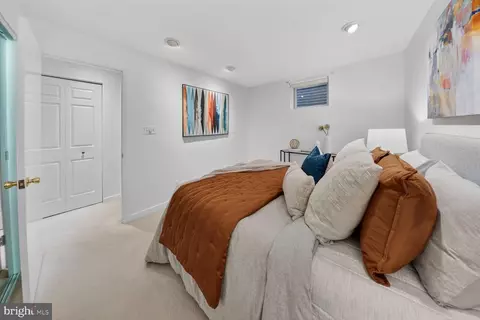 Bedroom - 2212 Washington Ave #102, Silver Spring, MD 20910 photo 6 of 6