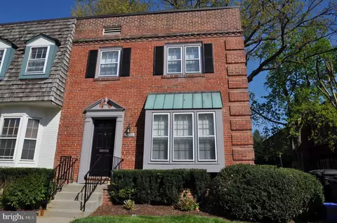 6630 Hillandale Rd #56, Chevy Chase, MD 20815