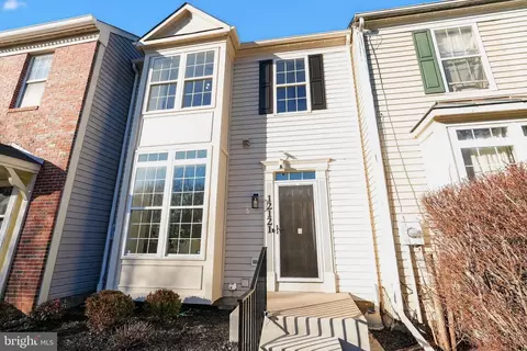 12121 Panthers Ridge Dr, Germantown, MD 20876