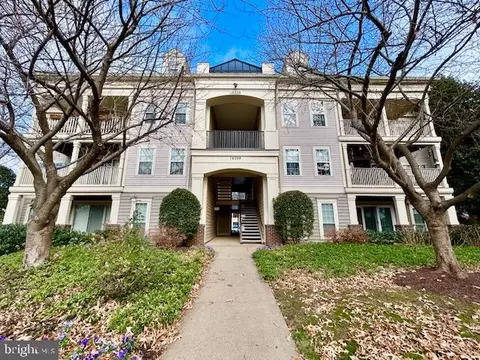15306 Diamond Cove Ter #2B, Rockville, MD 20850