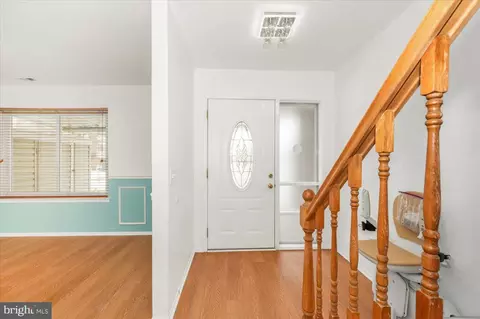 Entry Way - 15001 Eardley Ct #283-D, Silver Spring, MD 20906 photo 2 of 11
