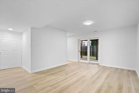 Living - 14810 Cherry Leaf Ter, Silver Spring, MD 20906 photo 4 of 4