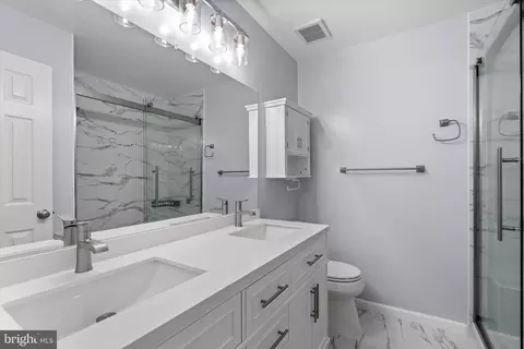 Bath - 14810 Cherry Leaf Ter, Silver Spring, MD 20906 photo 4 of 5