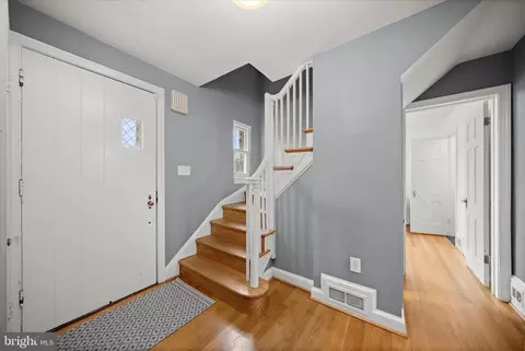 Entry Way - 10310 Naglee Rd, Silver Spring, MD 20903 photo 1 of 2