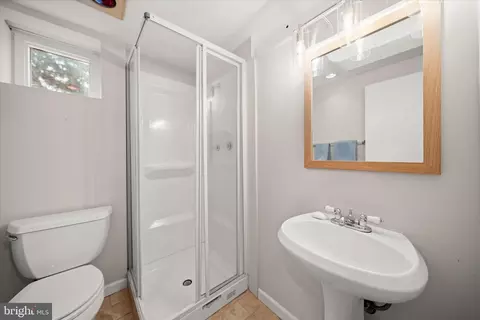 Bath - 10310 Naglee Rd, Silver Spring, MD 20903 photo 5 of 5