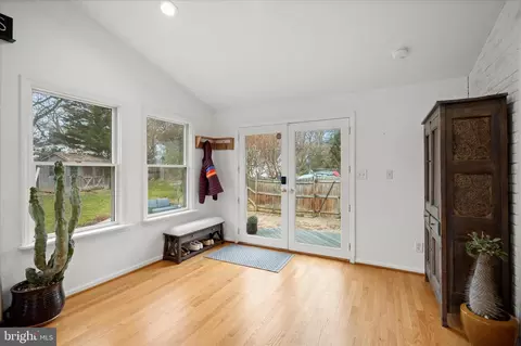 Entry Way - 10310 Naglee Rd, Silver Spring, MD 20903 photo 2 of 2