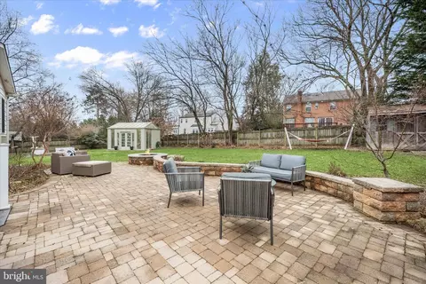 Exterior - 10310 Naglee Rd, Silver Spring, MD 20903 photo 3 of 4