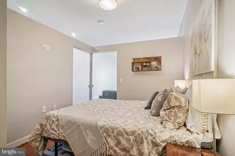 Bedroom - 1320 Fenwick Ln #711, Silver Spring, MD 20910 photo 3 of 4