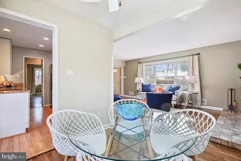 Dining - 1707 Sanford Rd, Silver Spring, MD 20902 photo 2 of 2
