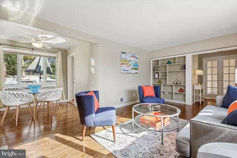 Living - 1707 Sanford Rd, Silver Spring, MD 20902 photo 4 of 5