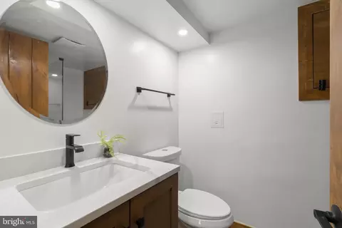 Bath - 9403 Warren St, Silver Spring, MD 20910 photo 4 of 4
