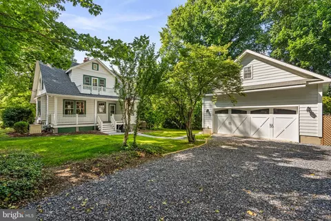 9403 Warren St, Silver Spring, MD 20910