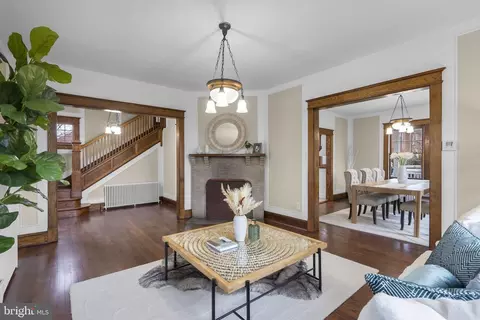 Living - 9403 Warren St, Silver Spring, MD 20910 photo 2 of 3