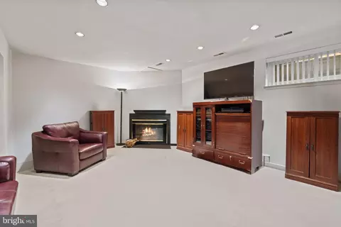 1912 Dennis Ave, Silver Spring, MD 20902 photo 22