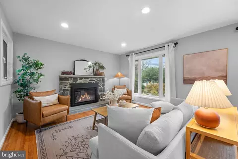 8801 Clifford Ave, Chevy Chase, MD 20815