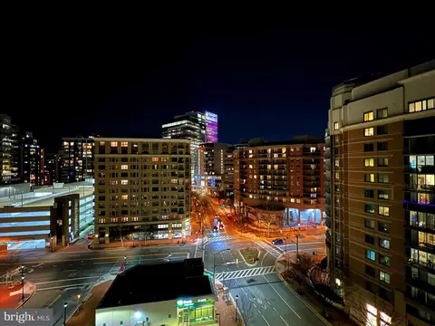 4808 Moorland Ln #1010, Bethesda, MD 20814