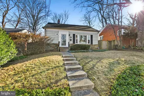 117 Lynnmoor Dr, Silver Spring, MD 20901 photo 2